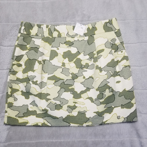 Club Monaco Green Camouflage Mini Skirt Size 10 - Picture 1 of 9